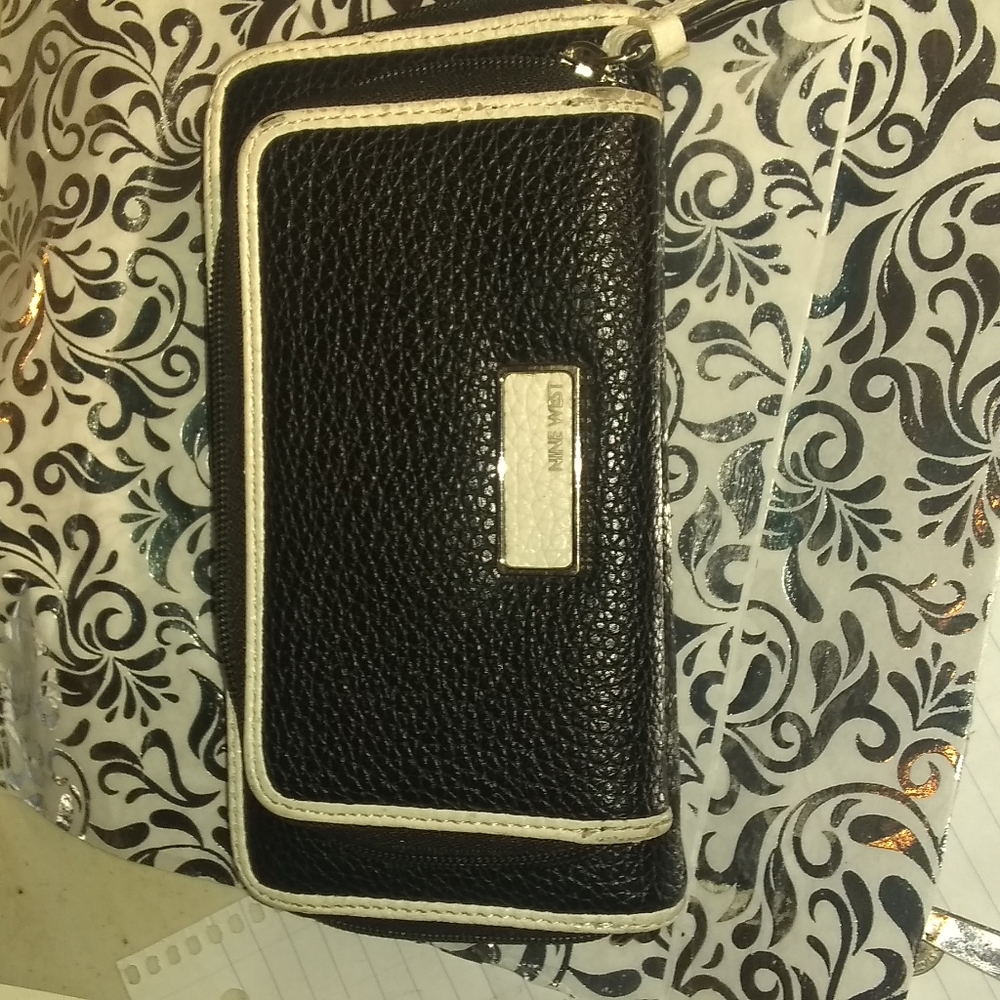 Kate spade leather wallet